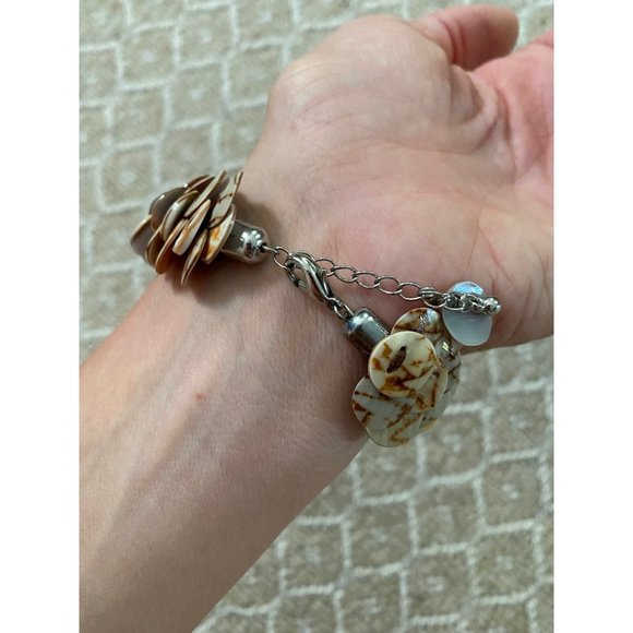 Shell Bracelet - Picture 4 of 6